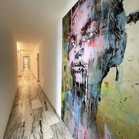 Art Building Palestra Inclusa E Parcheggio * ミラノ
